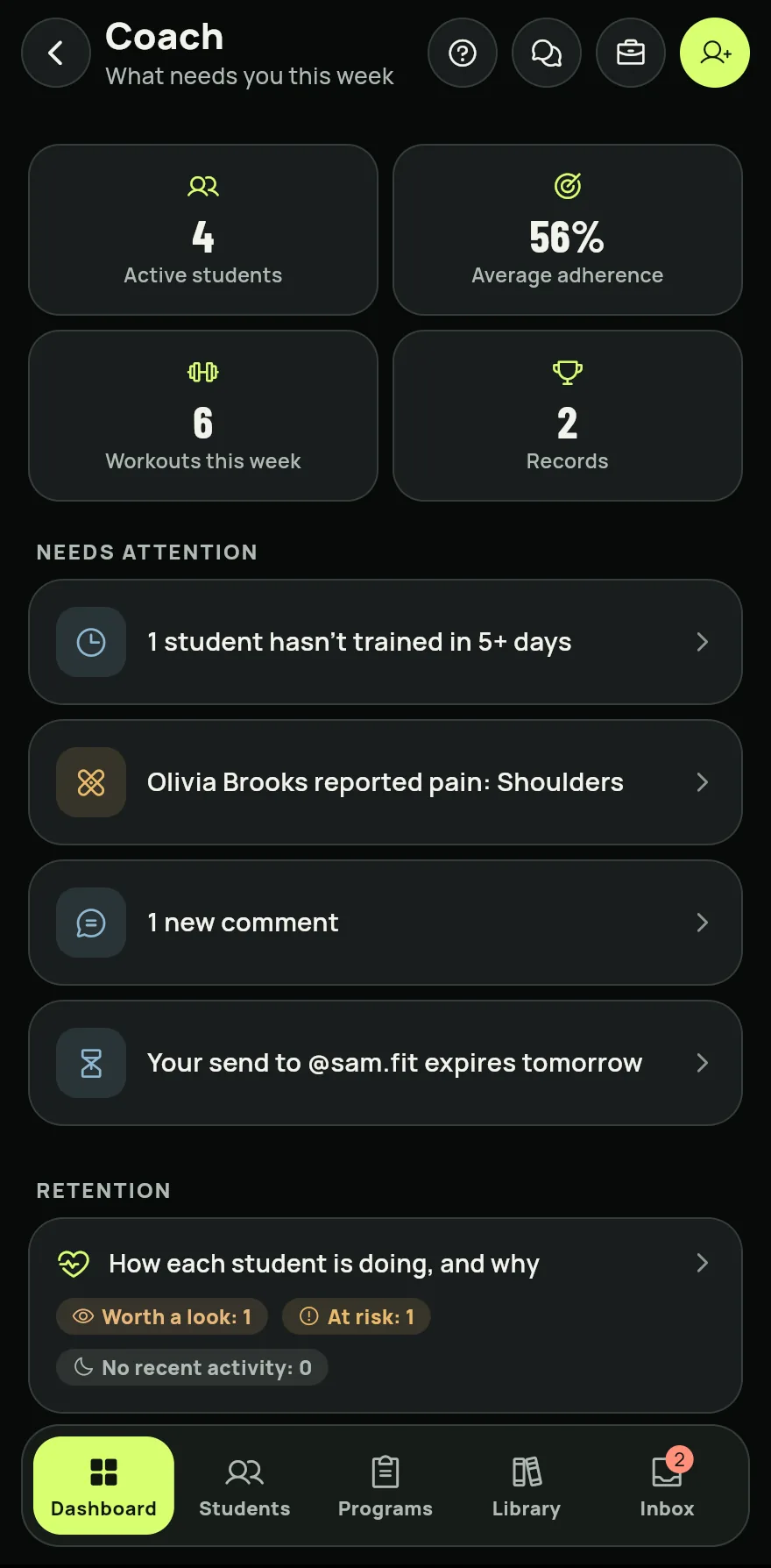 Coach area dashboard: the active students, adherence and weekly workout numbers, the alerts for who stopped training or reported pain and the Dashboard, Students, Programs, Library and Inbox tabs.