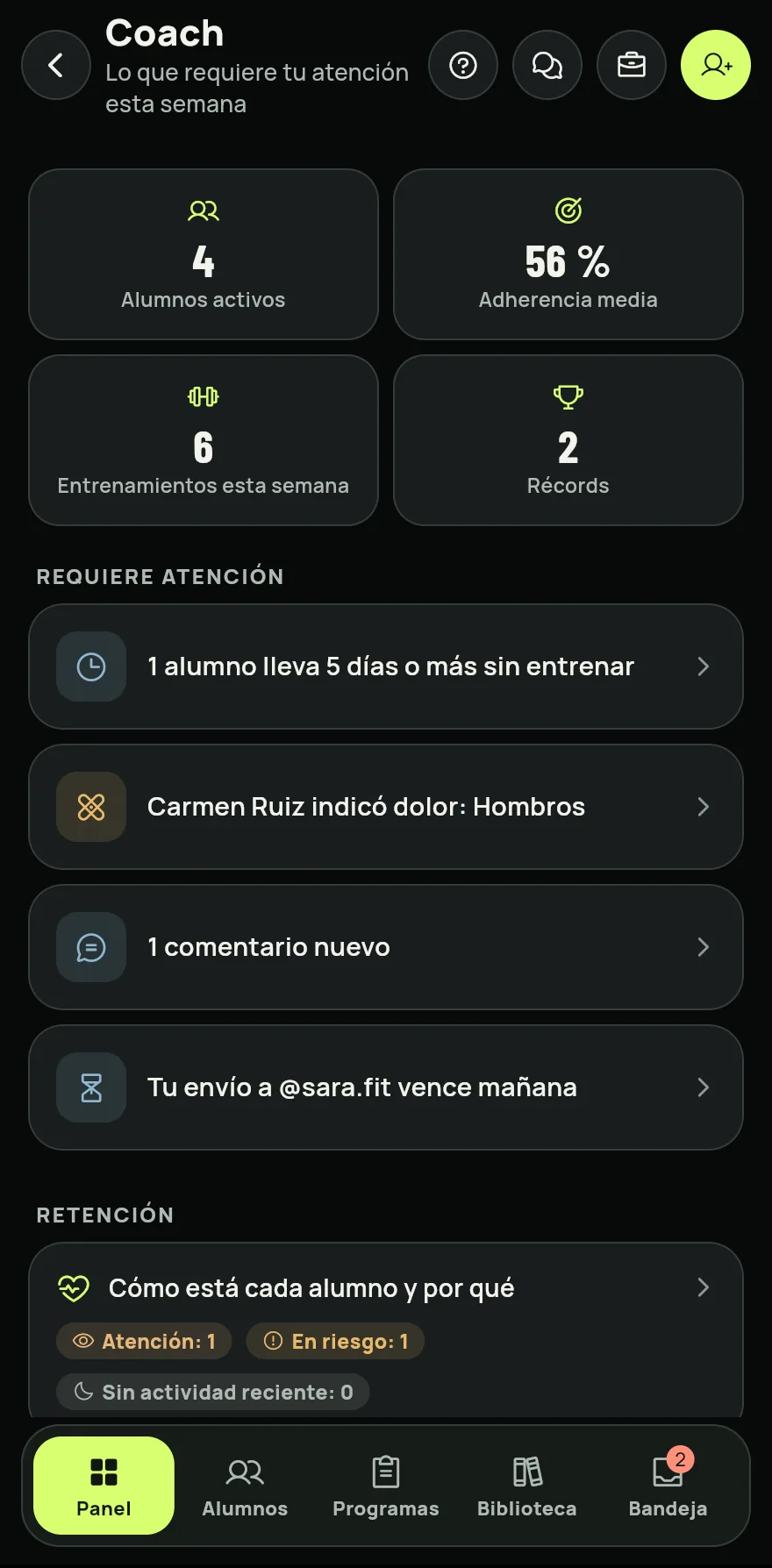 Toca la pestaña Coach. También se abre desde la tarjeta Panel del coach de la pestaña Perfil.