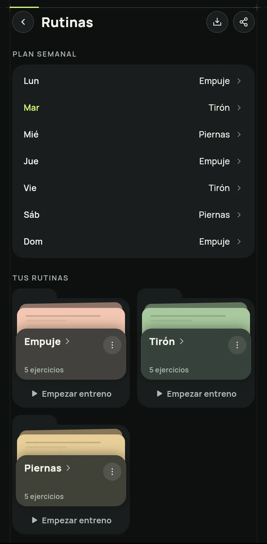 En la pantalla Inicio, desplázate hasta Tus rutinas y toca la flecha junto al título para abrir la pantalla Rutinas. Debajo de las tarjetas, toca Nueva rutina.