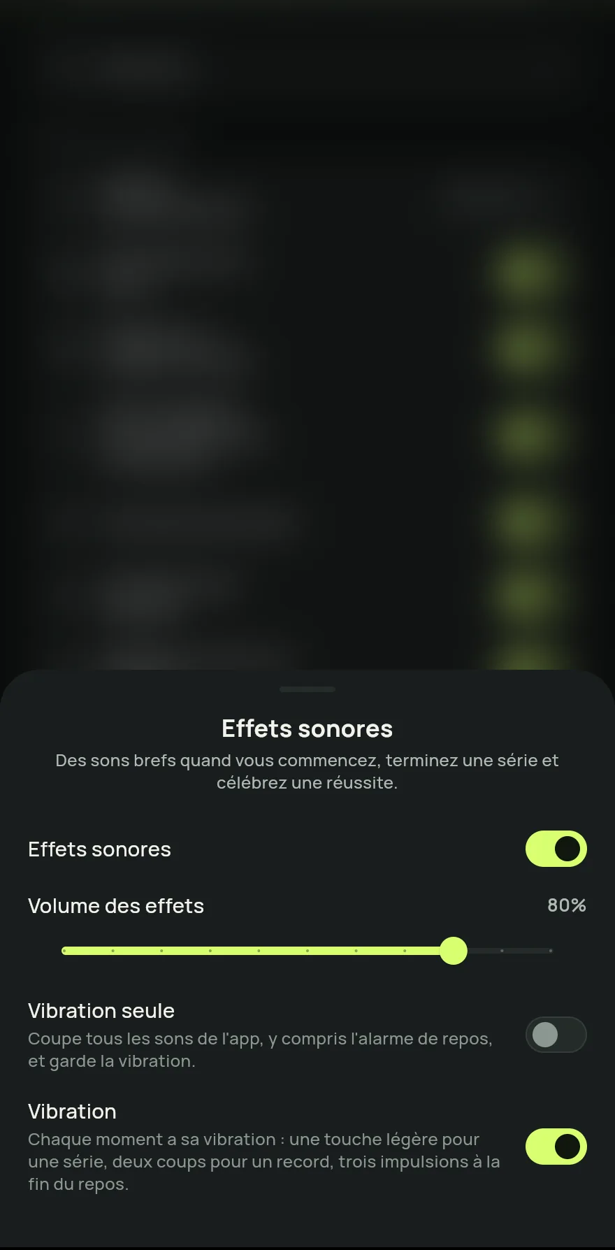 Dans le groupe Rappels et sons, touchez Effets sonores. À côté du nom, vous voyez le volume actuel, Désactivé ou Vibration seule.