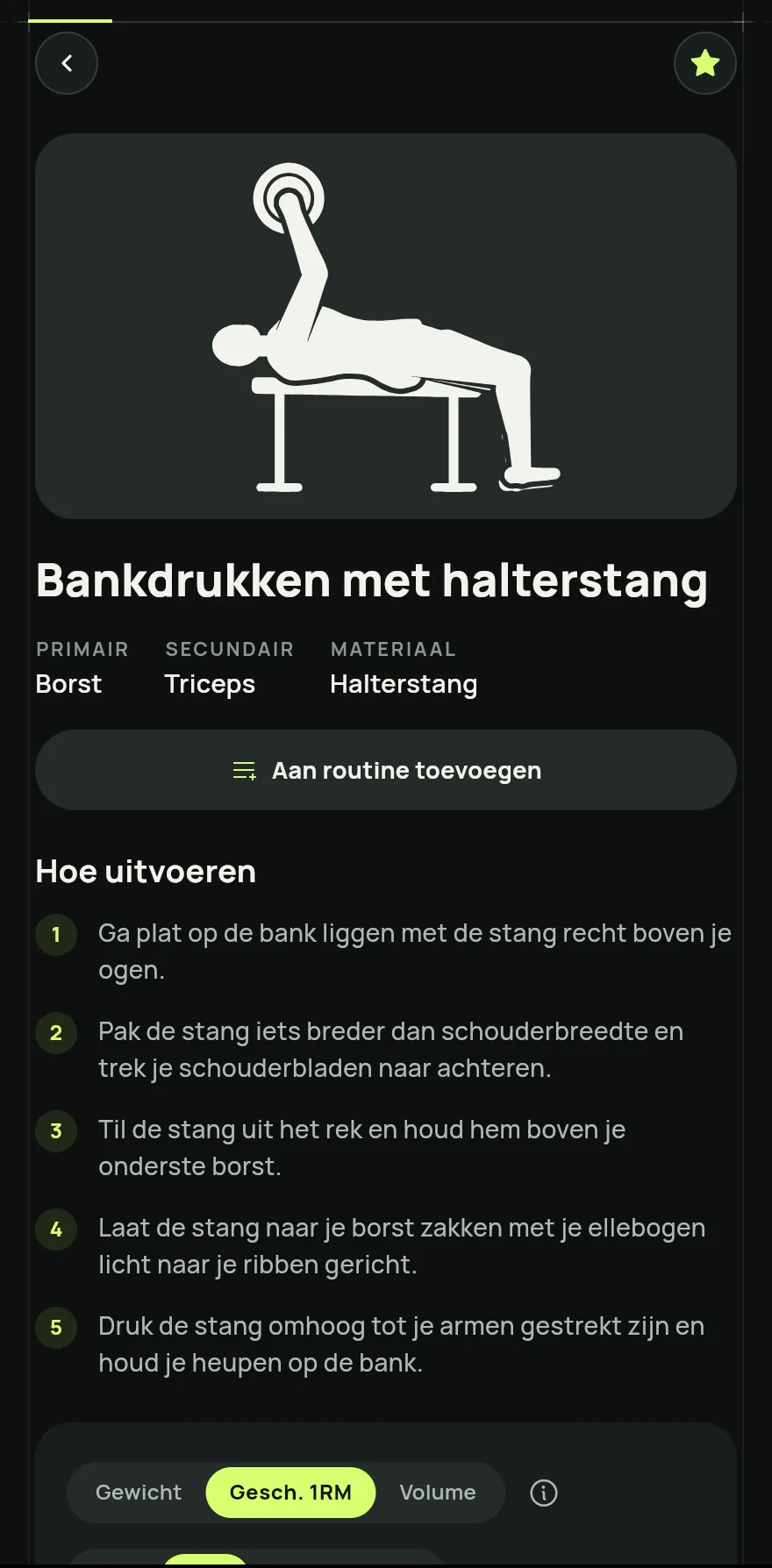 Tik op een oefening om de pagina te openen, met Hoe uitvoeren, de primaire en secundaire spieren, de uitrusting, de Geschiedenis van je trainingen en Vergelijkbaar.