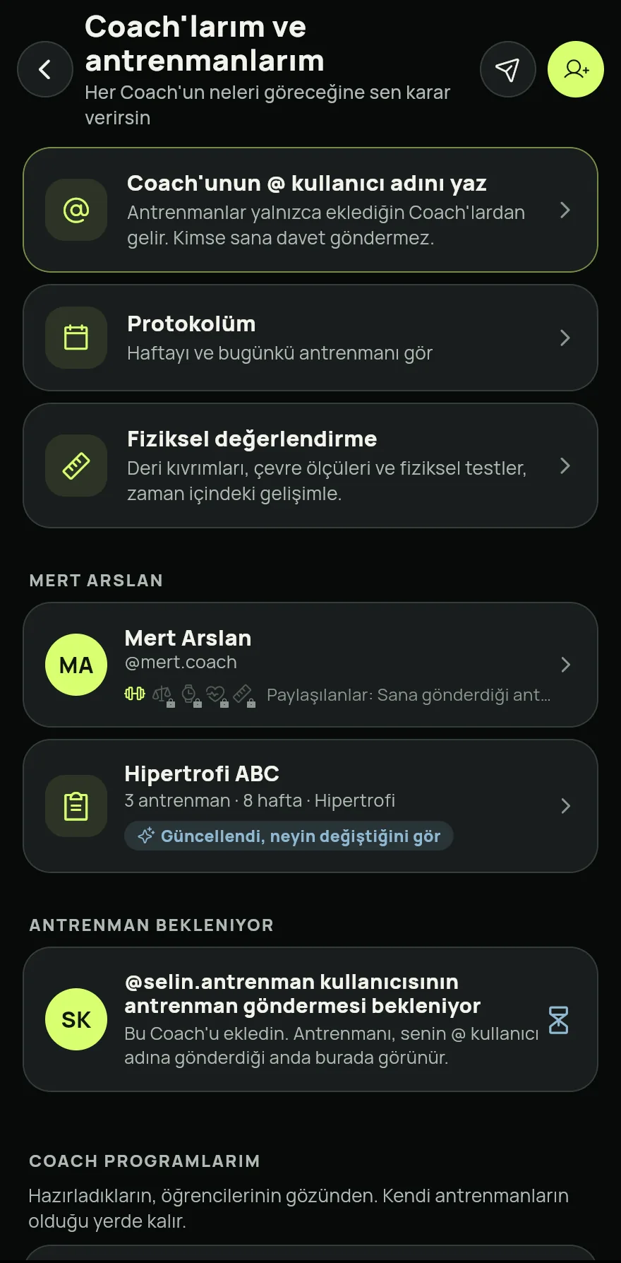 Profil sekmesini aç ve Koçlar altında Coach'larım ve antrenmanlarım öğesine dokun.